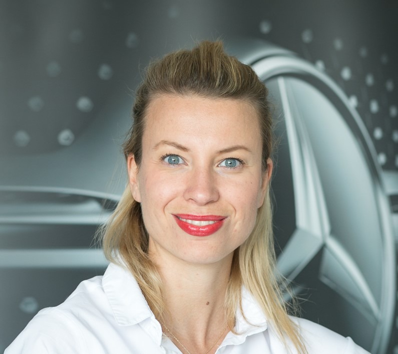 dr. Béres Eszter